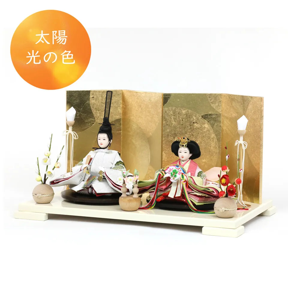 鶴の白 【小春日飾台・円金屏風】