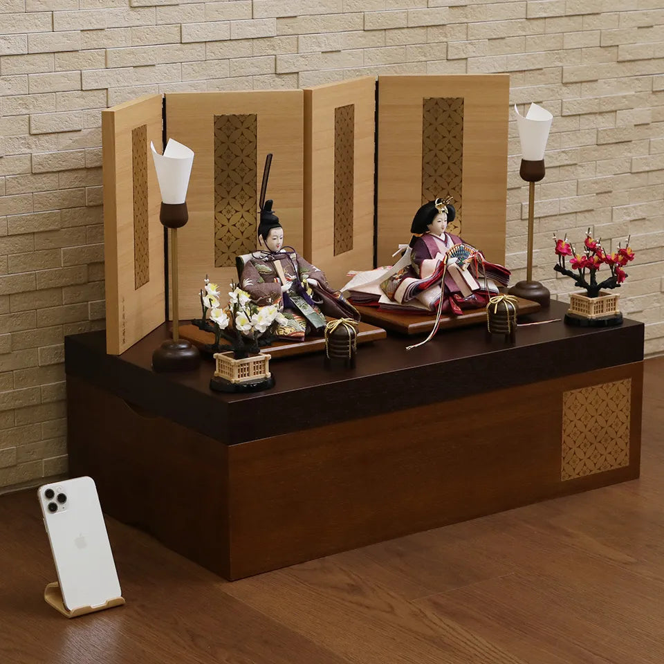 鶴の草木染　【和楽収納飾台・屛風】