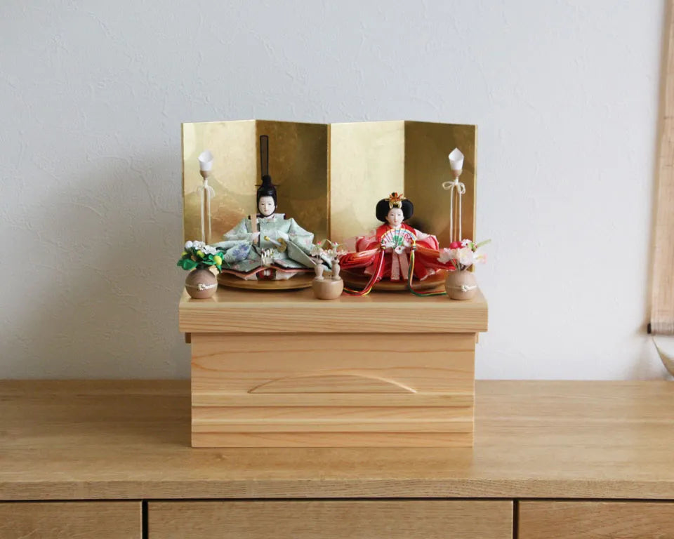 小うさぎ　【桧収納・円金屏風】