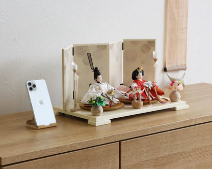 ふわり桜　【小春日飾台・花萌屏風】