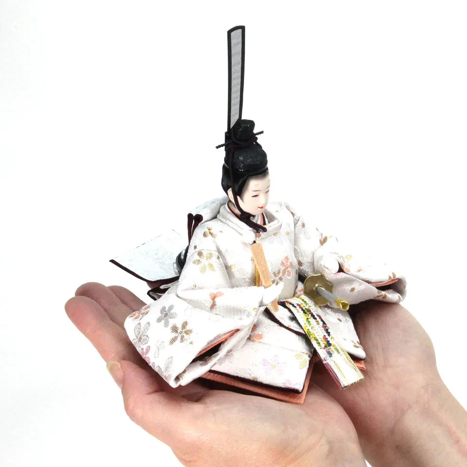 ふわり桜　【小春日飾台・花萌屏風】